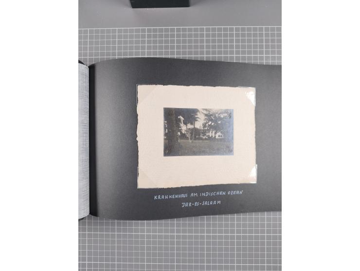 1887/1920, drei Fotoalben der Kaufmann-Familie Paul Devers aus DOA mit etlichen Original-Fotos und vielen Kopien, dabei u.a. 