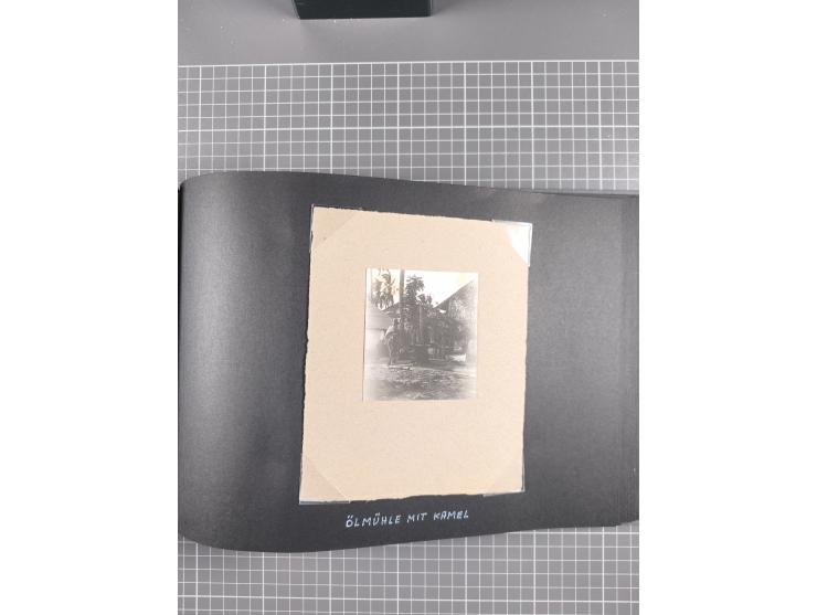 1887/1920, drei Fotoalben der Kaufmann-Familie Paul Devers aus DOA mit etlichen Original-Fotos und vielen Kopien, dabei u.a. 