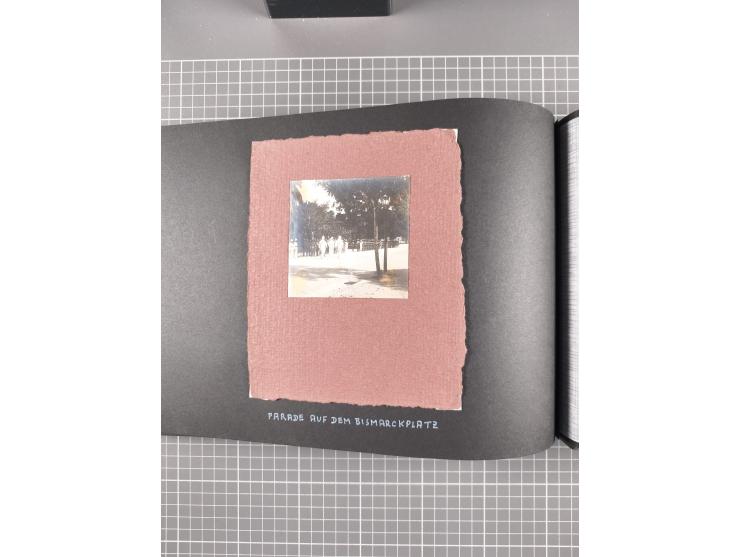 1887/1920, drei Fotoalben der Kaufmann-Familie Paul Devers aus DOA mit etlichen Original-Fotos und vielen Kopien, dabei u.a. 