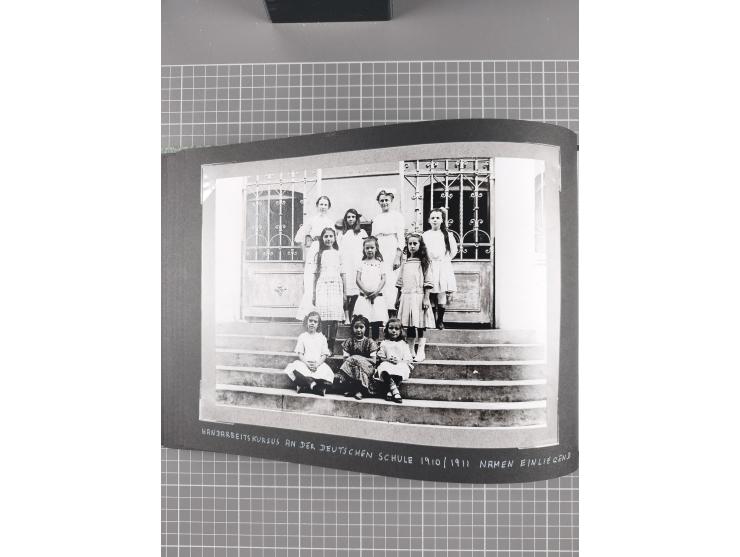 1887/1920, drei Fotoalben der Kaufmann-Familie Paul Devers aus DOA mit etlichen Original-Fotos und vielen Kopien, dabei u.a. 