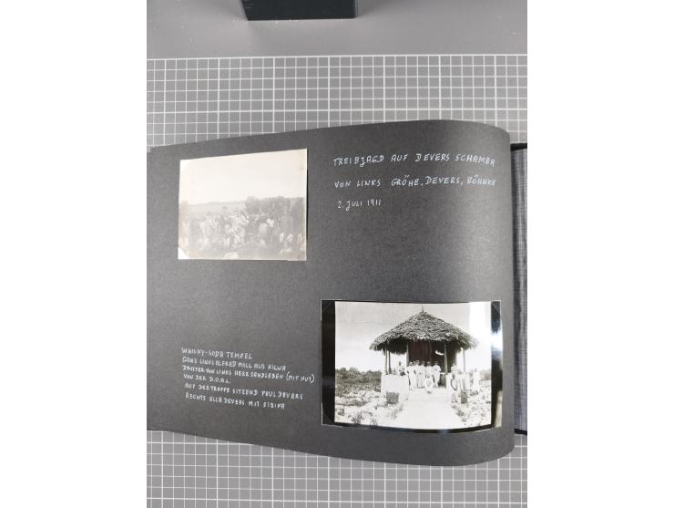 1887/1920, drei Fotoalben der Kaufmann-Familie Paul Devers aus DOA mit etlichen Original-Fotos und vielen Kopien, dabei u.a. 