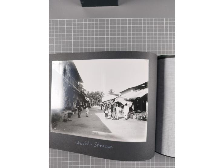 1887/1920, drei Fotoalben der Kaufmann-Familie Paul Devers aus DOA mit etlichen Original-Fotos und vielen Kopien, dabei u.a. 