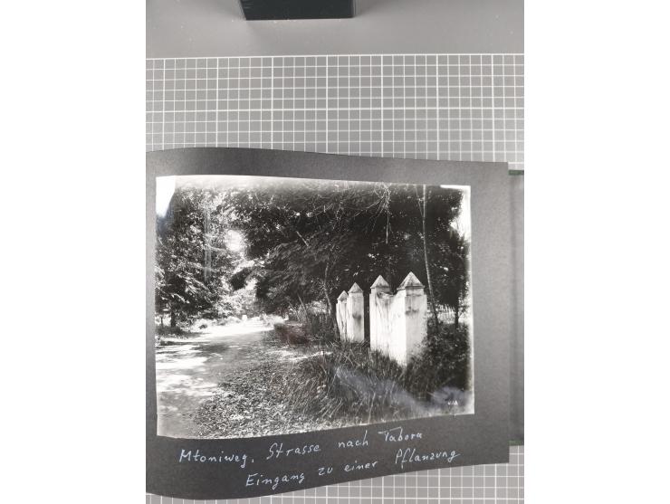 1887/1920, drei Fotoalben der Kaufmann-Familie Paul Devers aus DOA mit etlichen Original-Fotos und vielen Kopien, dabei u.a. 