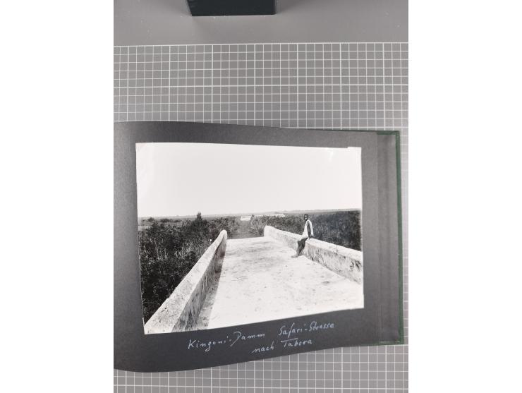 1887/1920, drei Fotoalben der Kaufmann-Familie Paul Devers aus DOA mit etlichen Original-Fotos und vielen Kopien, dabei u.a. 