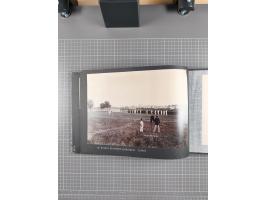 1887/1920, drei Fotoalben der Kaufmann-Familie Paul Devers aus DOA mit etlichen Original-Fotos und vielen Kopien, dabei u.a. 