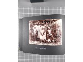 1887/1920, drei Fotoalben der Kaufmann-Familie Paul Devers aus DOA mit etlichen Original-Fotos und vielen Kopien, dabei u.a. 
