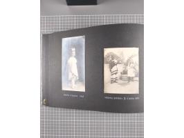 1887/1920, drei Fotoalben der Kaufmann-Familie Paul Devers aus DOA mit etlichen Original-Fotos und vielen Kopien, dabei u.a. 