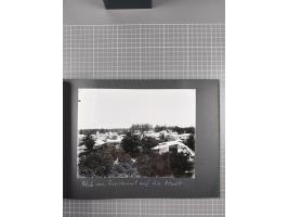 1887/1920, drei Fotoalben der Kaufmann-Familie Paul Devers aus DOA mit etlichen Original-Fotos und vielen Kopien, dabei u.a. 