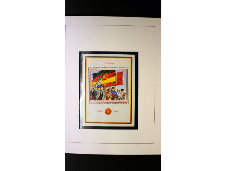 1945/90, postfrische und etwas gestempelte Sammlung mit FDC, dabei SBZ Mi.-Nr. Bl.1X, 4, 5X (2), 5Y (2), 5S, 6 (4), DDR Bl.7 