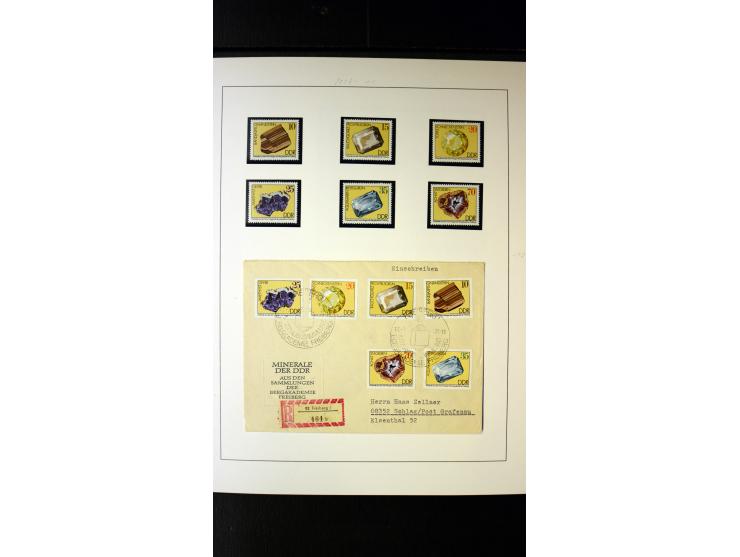 1945/90, postfrische und etwas gestempelte Sammlung mit FDC, dabei SBZ Mi.-Nr. Bl.1X, 4, 5X (2), 5Y (2), 5S, 6 (4), DDR Bl.7 