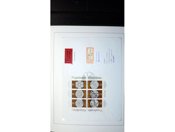 1945/90, postfrische und etwas gestempelte Sammlung mit FDC, dabei SBZ Mi.-Nr. Bl.1X, 4, 5X (2), 5Y (2), 5S, 6 (4), DDR Bl.7 