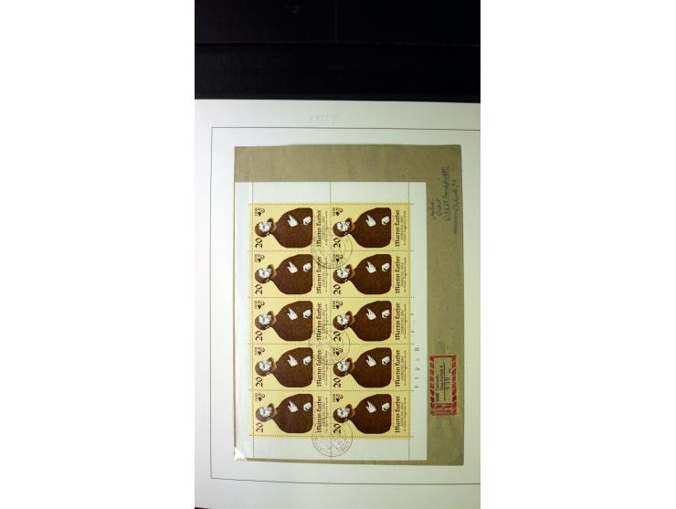 1945/90, postfrische und etwas gestempelte Sammlung mit FDC, dabei SBZ Mi.-Nr. Bl.1X, 4, 5X (2), 5Y (2), 5S, 6 (4), DDR Bl.7 