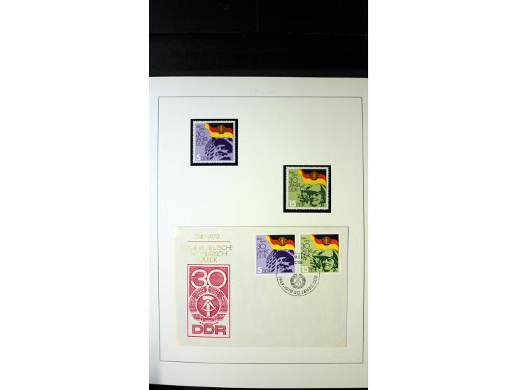 1945/90, postfrische und etwas gestempelte Sammlung mit FDC, dabei SBZ Mi.-Nr. Bl.1X, 4, 5X (2), 5Y (2), 5S, 6 (4), DDR Bl.7 