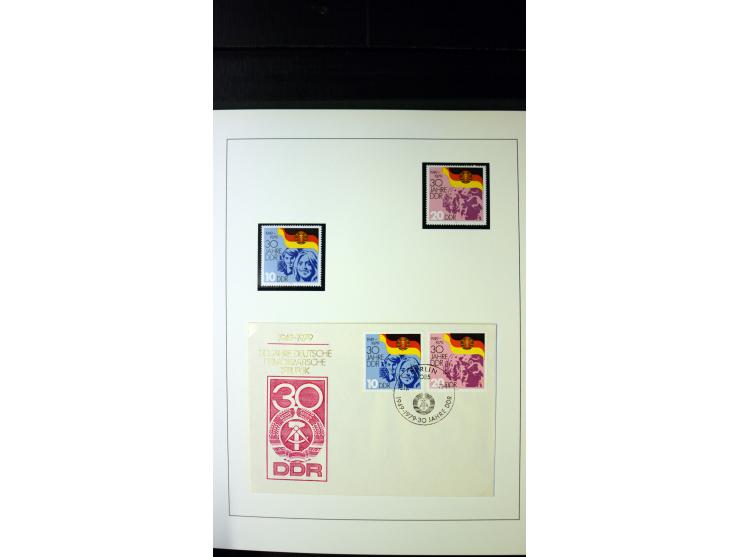 1945/90, postfrische und etwas gestempelte Sammlung mit FDC, dabei SBZ Mi.-Nr. Bl.1X, 4, 5X (2), 5Y (2), 5S, 6 (4), DDR Bl.7 