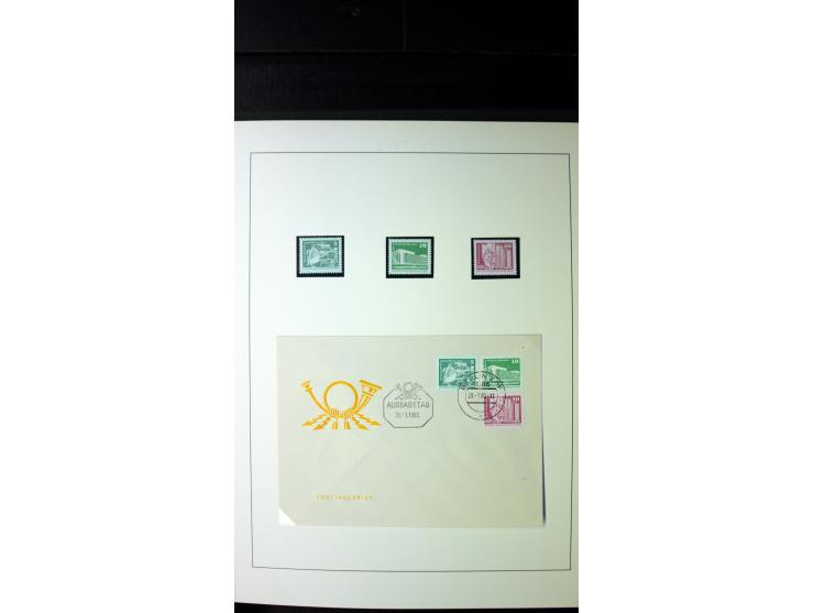 1945/90, postfrische und etwas gestempelte Sammlung mit FDC, dabei SBZ Mi.-Nr. Bl.1X, 4, 5X (2), 5Y (2), 5S, 6 (4), DDR Bl.7 