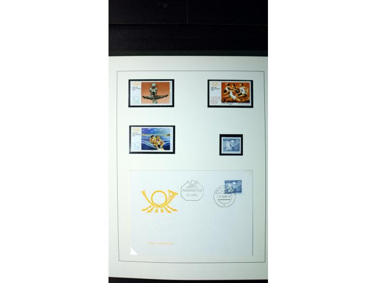 1945/90, postfrische und etwas gestempelte Sammlung mit FDC, dabei SBZ Mi.-Nr. Bl.1X, 4, 5X (2), 5Y (2), 5S, 6 (4), DDR Bl.7 
