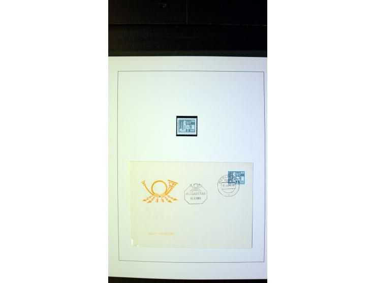 1945/90, postfrische und etwas gestempelte Sammlung mit FDC, dabei SBZ Mi.-Nr. Bl.1X, 4, 5X (2), 5Y (2), 5S, 6 (4), DDR Bl.7 