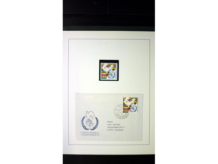 1945/90, postfrische und etwas gestempelte Sammlung mit FDC, dabei SBZ Mi.-Nr. Bl.1X, 4, 5X (2), 5Y (2), 5S, 6 (4), DDR Bl.7 