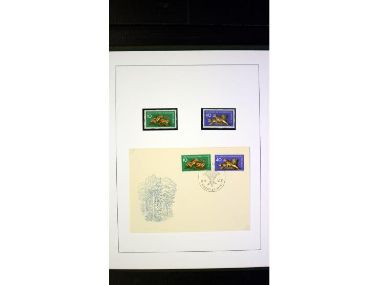 1945/90, postfrische und etwas gestempelte Sammlung mit FDC, dabei SBZ Mi.-Nr. Bl.1X, 4, 5X (2), 5Y (2), 5S, 6 (4), DDR Bl.7 