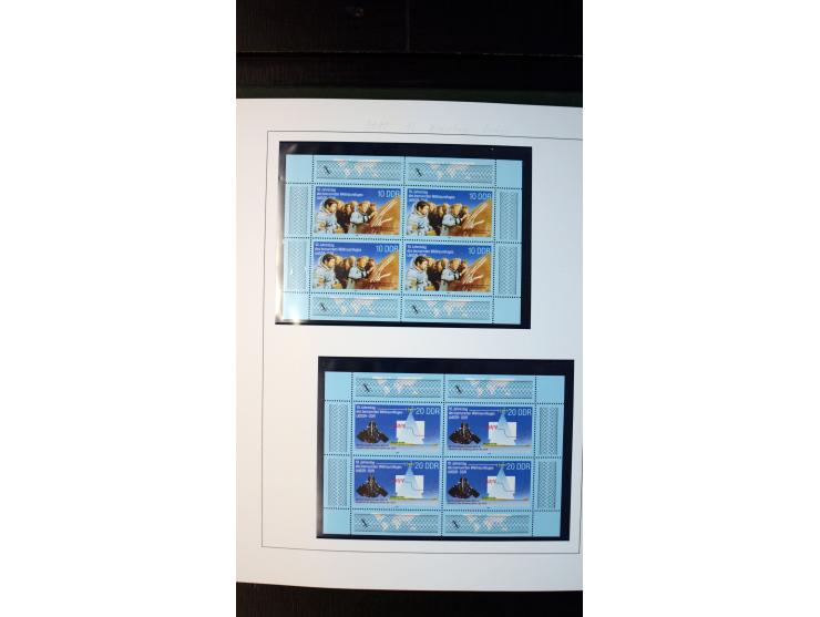 1945/90, postfrische und etwas gestempelte Sammlung mit FDC, dabei SBZ Mi.-Nr. Bl.1X, 4, 5X (2), 5Y (2), 5S, 6 (4), DDR Bl.7 