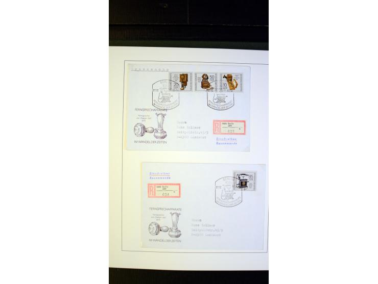 1945/90, postfrische und etwas gestempelte Sammlung mit FDC, dabei SBZ Mi.-Nr. Bl.1X, 4, 5X (2), 5Y (2), 5S, 6 (4), DDR Bl.7 