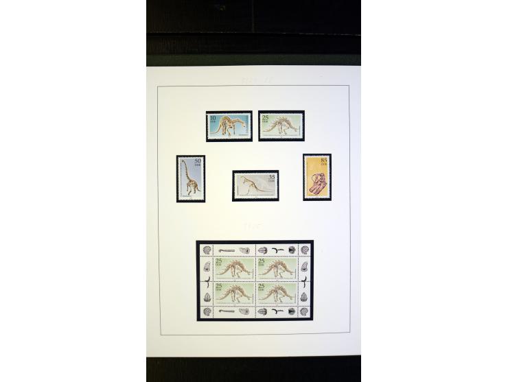 1945/90, postfrische und etwas gestempelte Sammlung mit FDC, dabei SBZ Mi.-Nr. Bl.1X, 4, 5X (2), 5Y (2), 5S, 6 (4), DDR Bl.7 