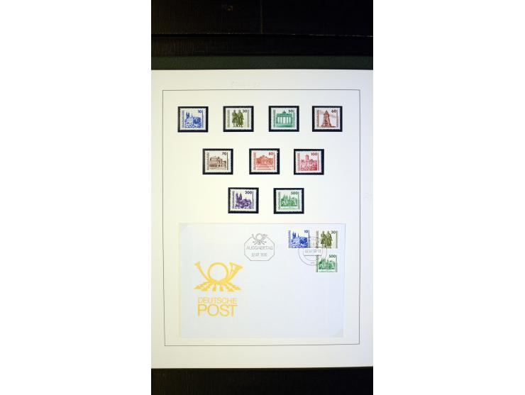 1945/90, postfrische und etwas gestempelte Sammlung mit FDC, dabei SBZ Mi.-Nr. Bl.1X, 4, 5X (2), 5Y (2), 5S, 6 (4), DDR Bl.7 