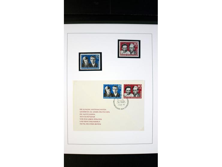 1945/90, postfrische und etwas gestempelte Sammlung mit FDC, dabei SBZ Mi.-Nr. Bl.1X, 4, 5X (2), 5Y (2), 5S, 6 (4), DDR Bl.7 
