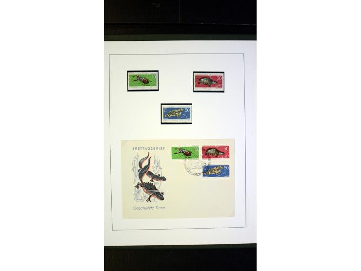 1945/90, postfrische und etwas gestempelte Sammlung mit FDC, dabei SBZ Mi.-Nr. Bl.1X, 4, 5X (2), 5Y (2), 5S, 6 (4), DDR Bl.7 