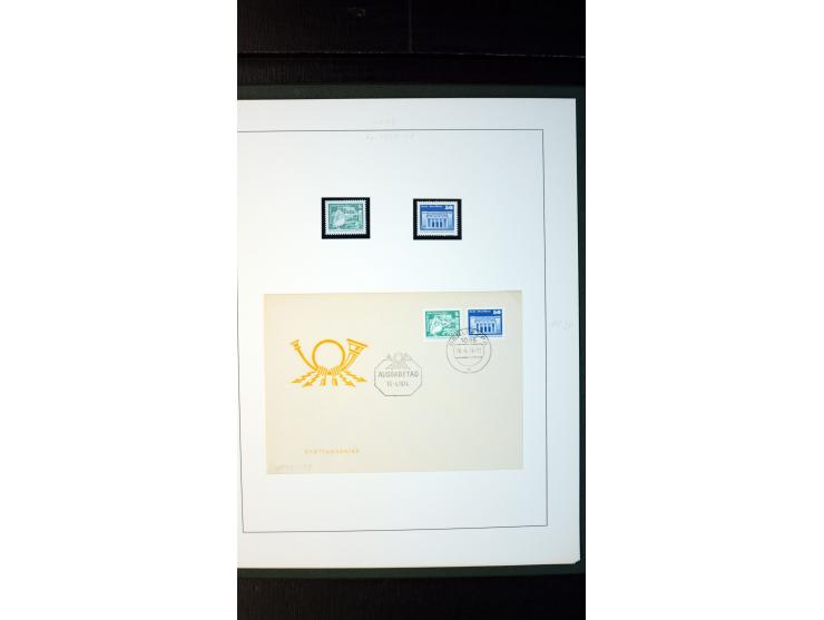 1945/90, postfrische und etwas gestempelte Sammlung mit FDC, dabei SBZ Mi.-Nr. Bl.1X, 4, 5X (2), 5Y (2), 5S, 6 (4), DDR Bl.7 