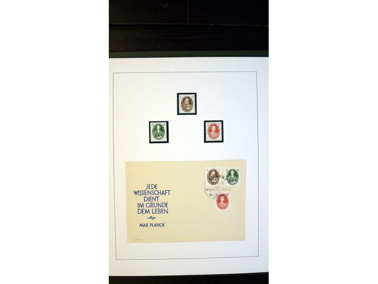 1945/90, postfrische und etwas gestempelte Sammlung mit FDC, dabei SBZ Mi.-Nr. Bl.1X, 4, 5X (2), 5Y (2), 5S, 6 (4), DDR Bl.7 