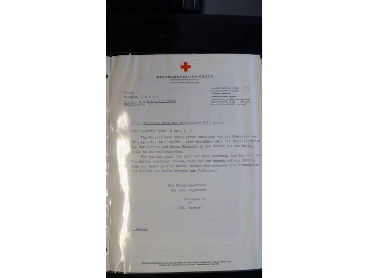 1945/2000 (ca.), umfangreiche Sammlung "Der Suchdienst vom Rotem Kreuz" mit einigen hundert Briefen und Karten inkl. KGF-Vord