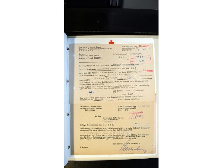 1945/2000 (ca.), umfangreiche Sammlung "Der Suchdienst vom Rotem Kreuz" mit einigen hundert Briefen und Karten inkl. KGF-Vord