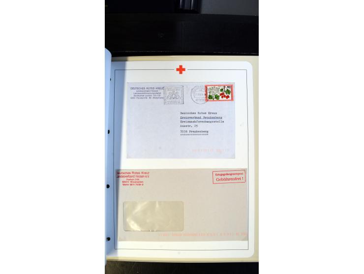 1945/2000 (ca.), umfangreiche Sammlung "Der Suchdienst vom Rotem Kreuz" mit einigen hundert Briefen und Karten inkl. KGF-Vord