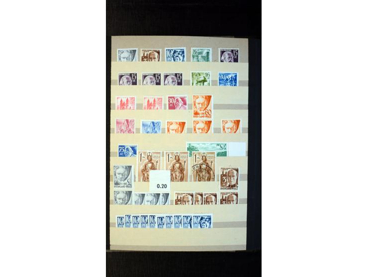 1945/49, postfrischer, ungebrauchter und gestempelter Bestand mit vielen guten Werten, Sätzen und Blocks, etliches sign. Schl