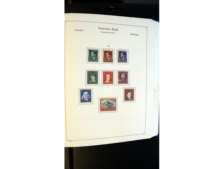 1939/45, meist postfrische Sammlung mit vielen kpl. Ausgaben und Gebiete, dabei u.a. Laibach ohne Portomarken kpl. und meist 