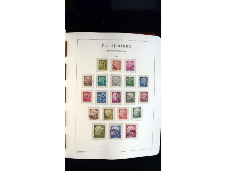 1949/78, postfrische kpl. Sammlung und gestempelte kpl. Sammlung in 2 Leuchtturm-Alben