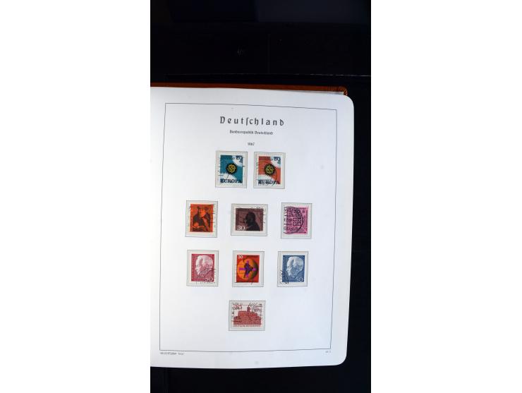 1949/78, postfrische kpl. Sammlung und gestempelte kpl. Sammlung in 2 Leuchtturm-Alben