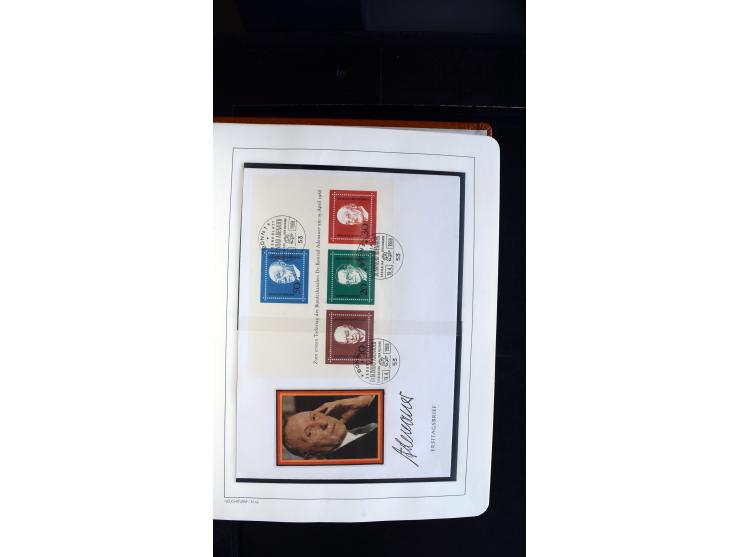 1949/78, postfrische kpl. Sammlung und gestempelte kpl. Sammlung in 2 Leuchtturm-Alben