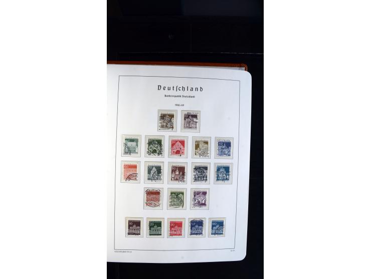 1949/78, postfrische kpl. Sammlung und gestempelte kpl. Sammlung in 2 Leuchtturm-Alben