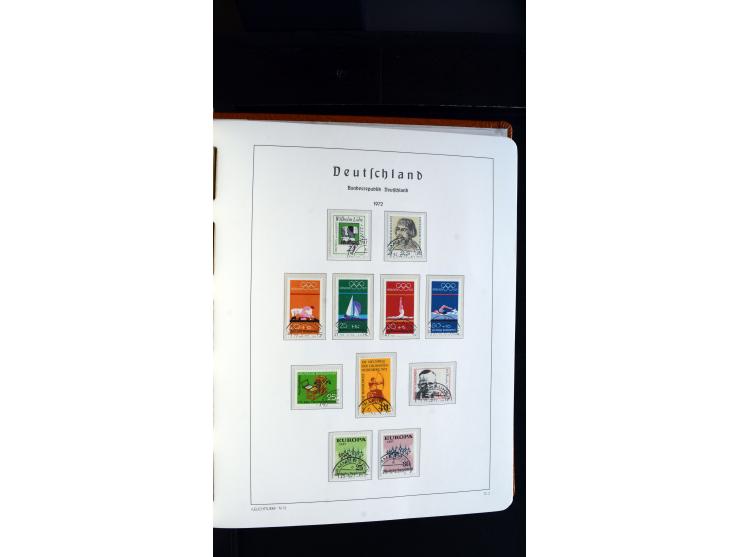 1949/78, postfrische kpl. Sammlung und gestempelte kpl. Sammlung in 2 Leuchtturm-Alben