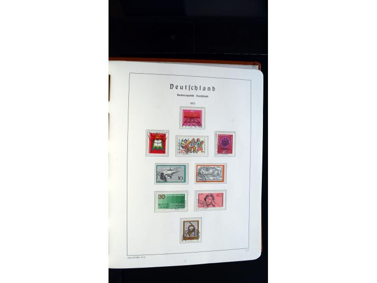 1949/78, postfrische kpl. Sammlung und gestempelte kpl. Sammlung in 2 Leuchtturm-Alben