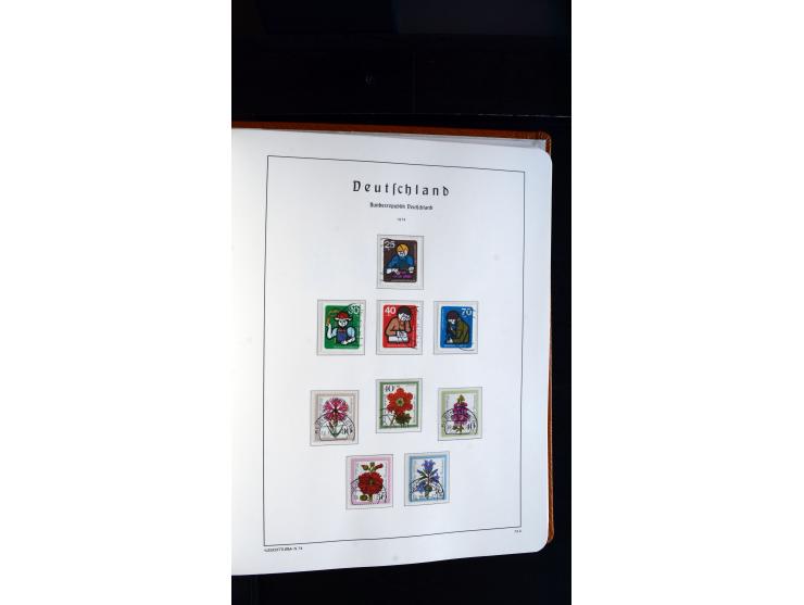 1949/78, postfrische kpl. Sammlung und gestempelte kpl. Sammlung in 2 Leuchtturm-Alben