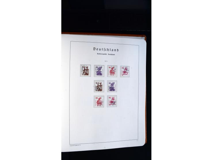 1949/78, postfrische kpl. Sammlung und gestempelte kpl. Sammlung in 2 Leuchtturm-Alben