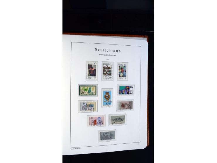 1949/78, postfrische kpl. Sammlung und gestempelte kpl. Sammlung in 2 Leuchtturm-Alben