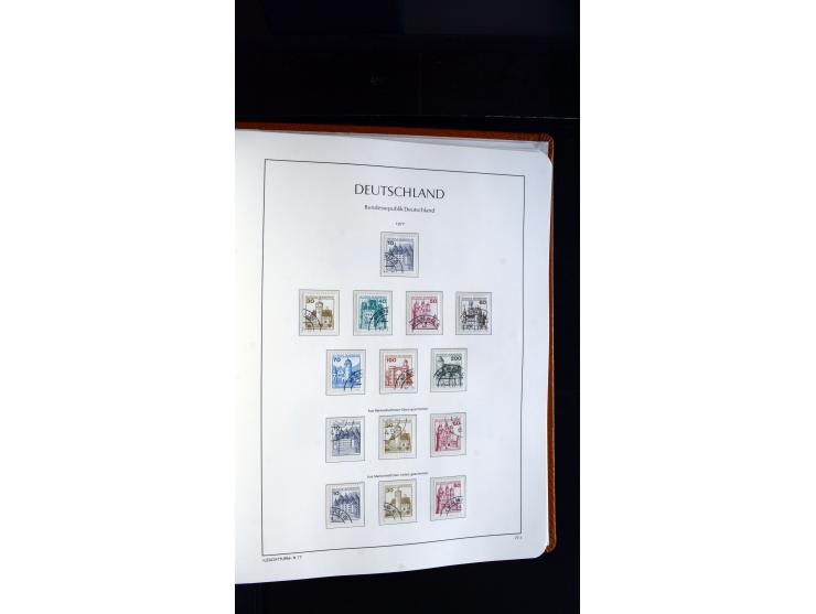 1949/78, postfrische kpl. Sammlung und gestempelte kpl. Sammlung in 2 Leuchtturm-Alben