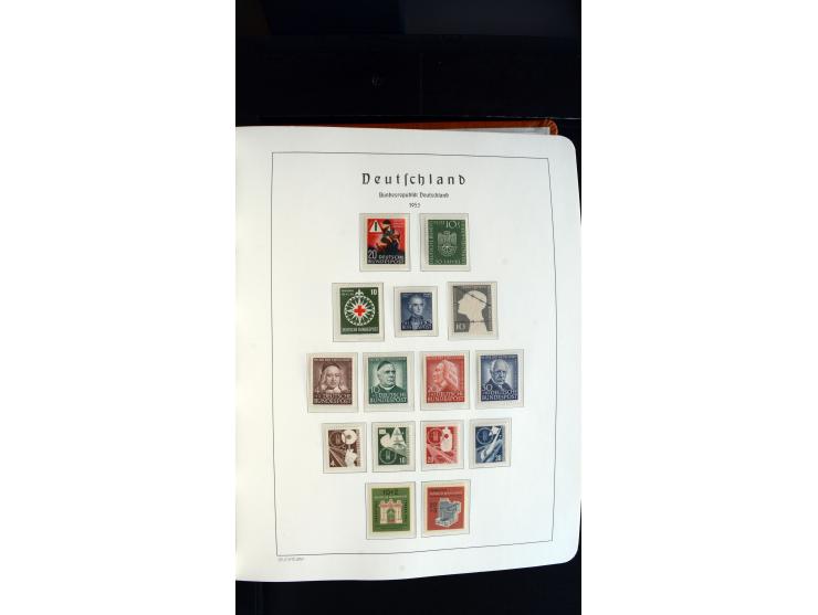 1949/78, postfrische kpl. Sammlung und gestempelte kpl. Sammlung in 2 Leuchtturm-Alben