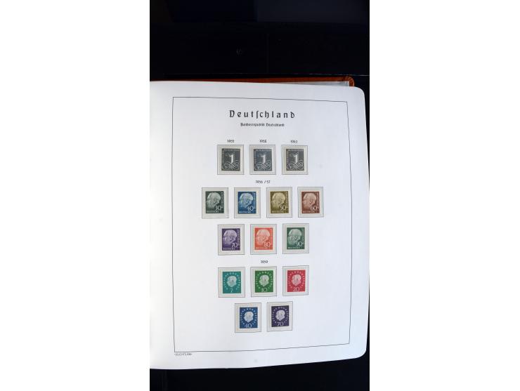 1949/78, postfrische kpl. Sammlung und gestempelte kpl. Sammlung in 2 Leuchtturm-Alben