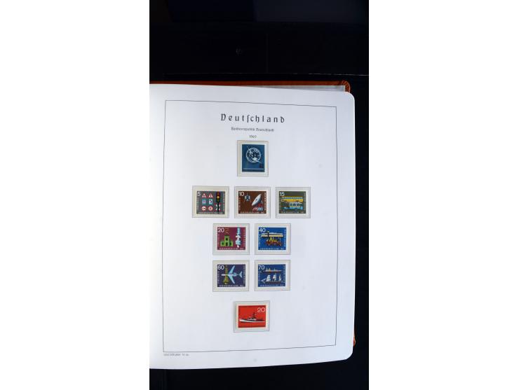 1949/78, postfrische kpl. Sammlung und gestempelte kpl. Sammlung in 2 Leuchtturm-Alben