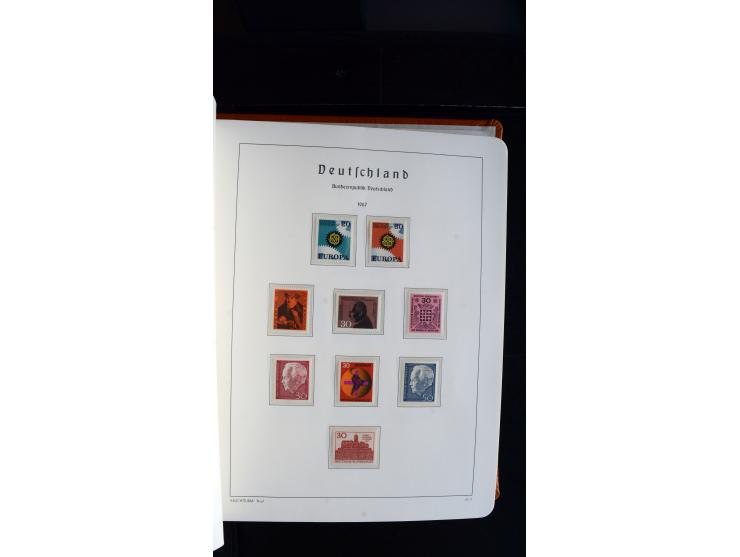 1949/78, postfrische kpl. Sammlung und gestempelte kpl. Sammlung in 2 Leuchtturm-Alben